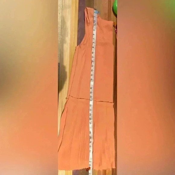 Banana Republic blush pleated dress 10 - Picture 7 of 11